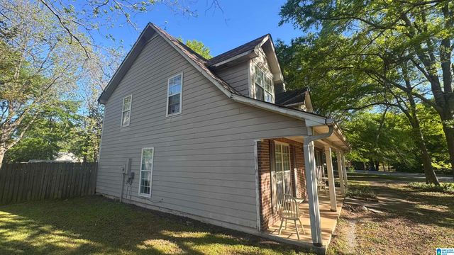 902 10TH STREET SW, Alabaster, AL 35007