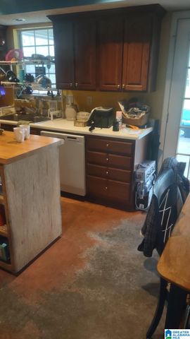902 10TH STREET SW, Alabaster, AL 35007