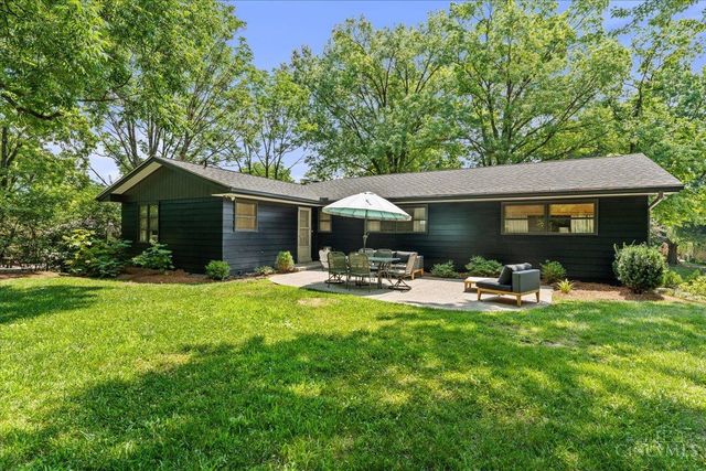 312 Ardon Lane, Wyoming, OH 45215