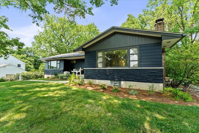 312 Ardon Lane, Wyoming, OH 45215