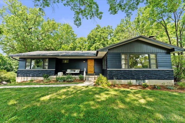 312 Ardon Lane, Wyoming, OH 45215