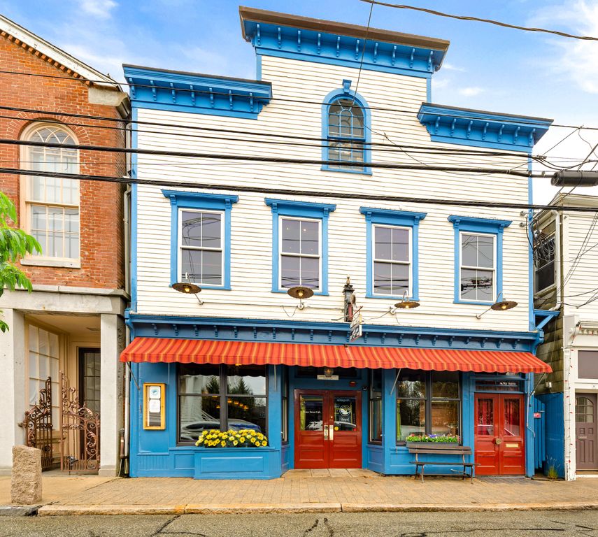 143 Water Street, Stonington, CT 06378