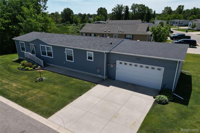 9758 Home Court, Tyrone Township, MI 48430