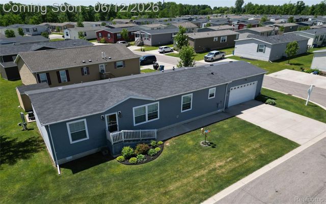 9758 Home Court, Tyrone Township, MI 48430