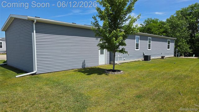 9758 Home Court, Tyrone Township, MI 48430