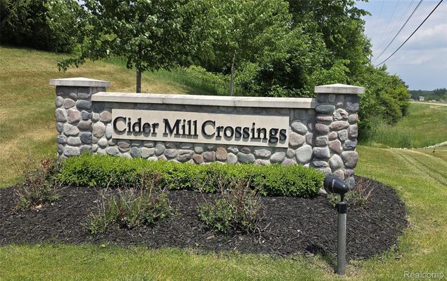 9758 Home Court, Tyrone Township, MI 48430