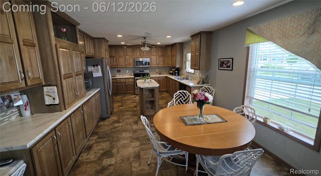 9758 Home Court, Tyrone Township, MI 48430