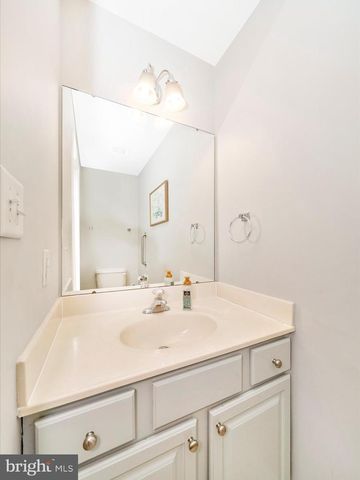 16815 CAVALRY DR, Williamsport, MD 21795