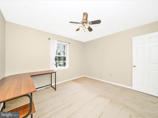 16815 CAVALRY DR, Williamsport, MD 21795