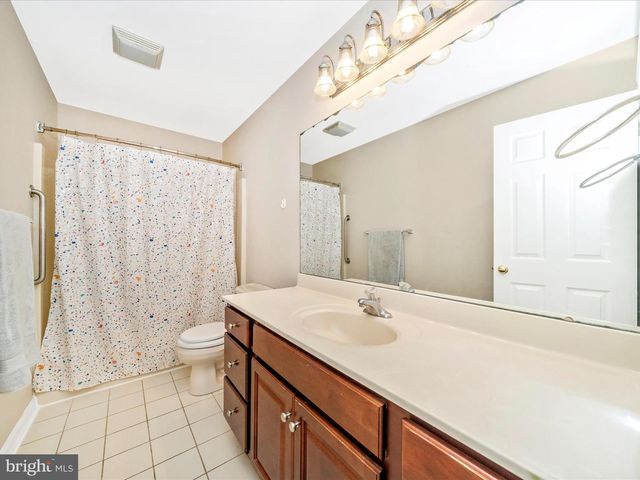16815 CAVALRY DR, Williamsport, MD 21795