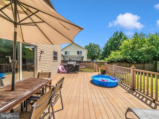 16815 CAVALRY DR, Williamsport, MD 21795