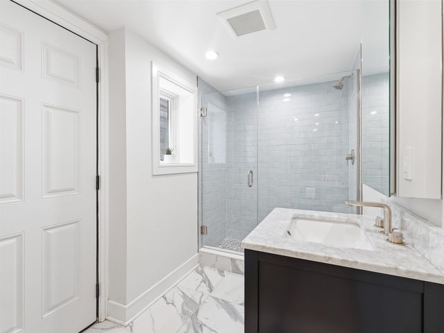 327.5 7TH ST, Jc, Downtown, NJ 07302
