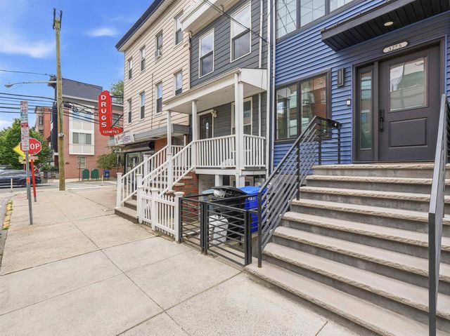 327.5 7TH ST, Jc, Downtown, NJ 07302