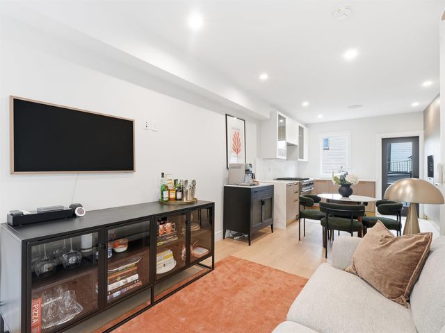 327.5 7TH ST, Jc, Downtown, NJ 07302