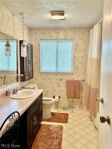 7265 Farnham Drive, Mentor, OH 44060