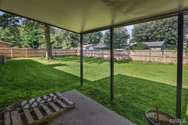 501 St John Drive, Belleville, IL 62221
