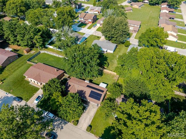 501 St John Drive, Belleville, IL 62221