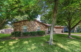 501 St John Drive, Belleville, IL 62221