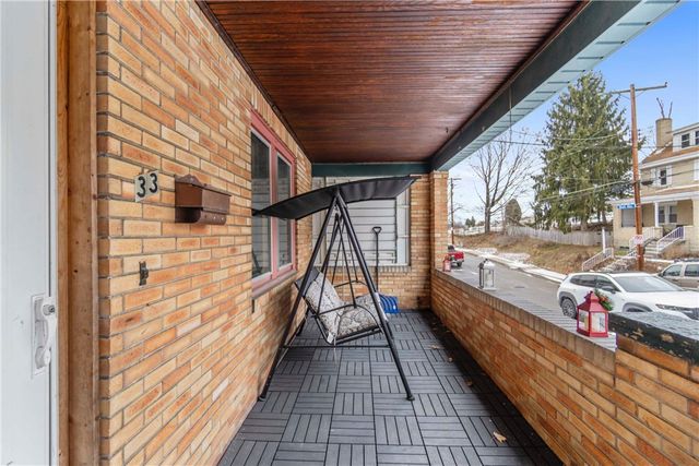 33 Cedricton St, Carrick, PA 15210