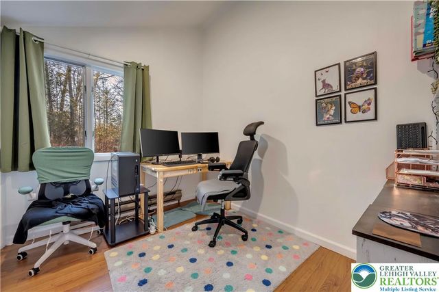 3493 Farview Drive, East Stroudsburg, PA 18302