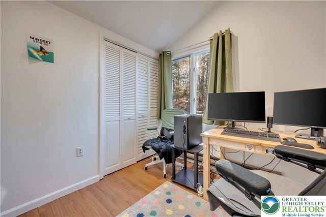 3493 Farview Drive, East Stroudsburg, PA 18302