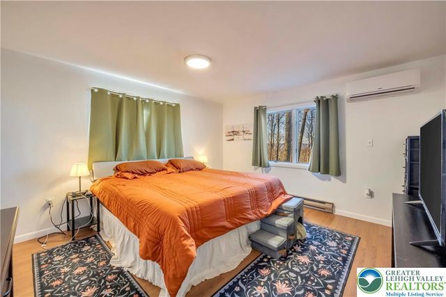 3493 Farview Drive, East Stroudsburg, PA 18302