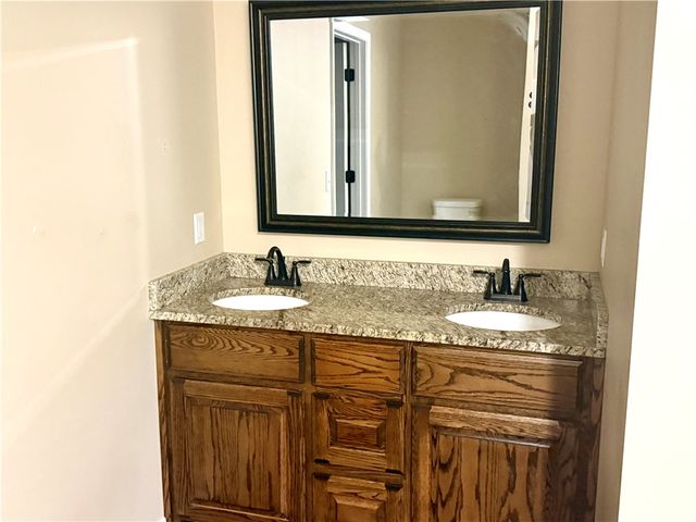 222 County Road 1788, London, AR 72847