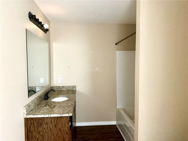 222 County Road 1788, London, AR 72847