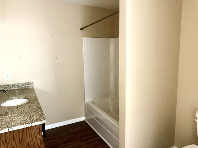 222 County Road 1788, London, AR 72847