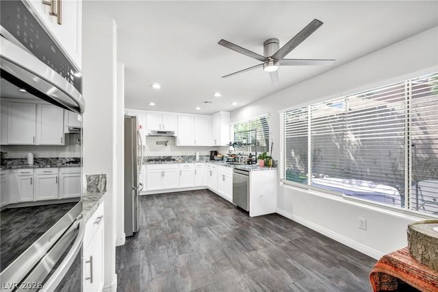1705 Plata Pico Drive, Las Vegas, NV 89128