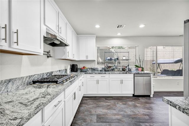 1705 Plata Pico Drive, Las Vegas, NV 89128