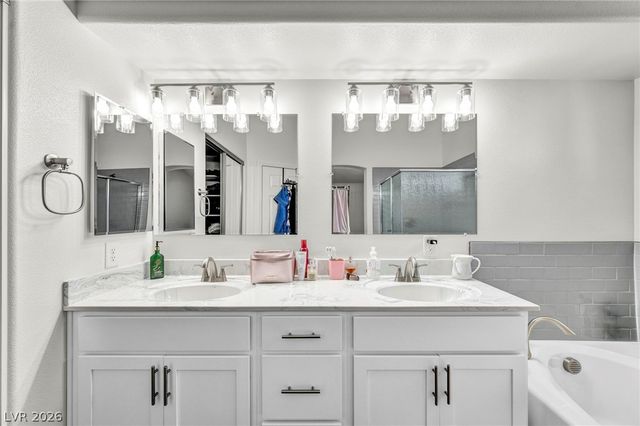 1705 Plata Pico Drive, Las Vegas, NV 89128