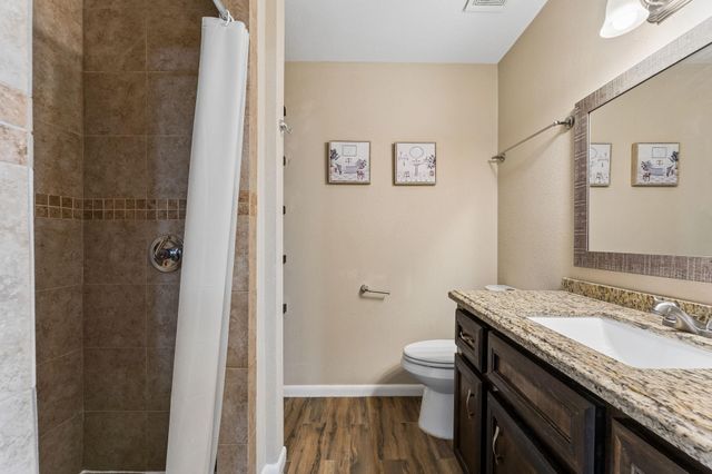 1831 Sherwood Forest Street 28, Houston, TX 77043