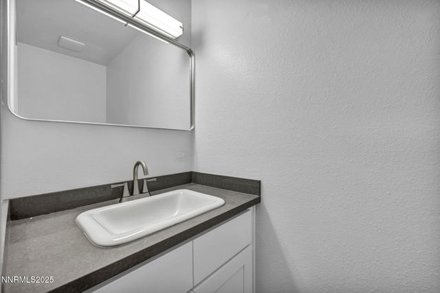 385 Smithridge Park, Reno, NV 89502