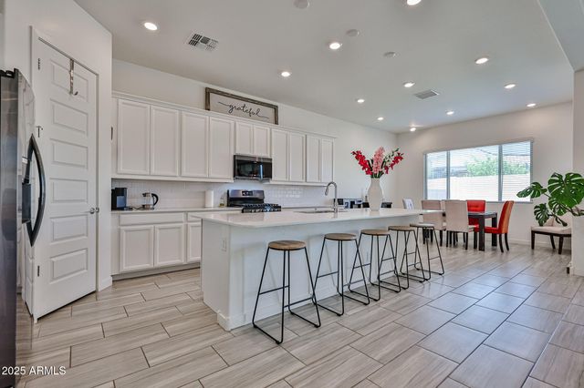 23871 N 167TH Lane, Surprise, AZ 85387