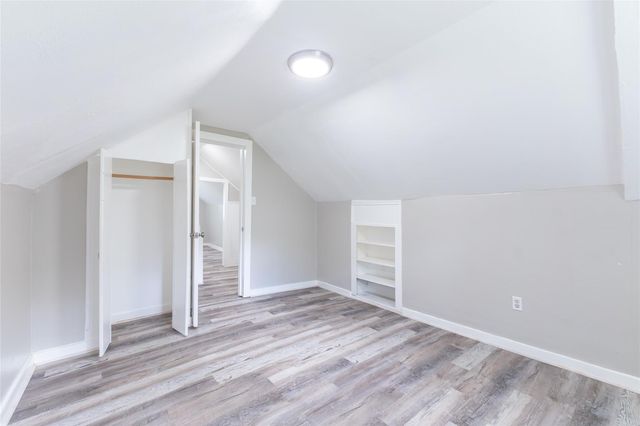 2118 Rolling Hills Road, Conroe, TX 77303