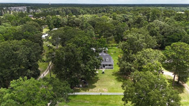 2118 Rolling Hills Road, Conroe, TX 77303
