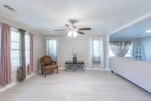 2118 Rolling Hills Road, Conroe, TX 77303