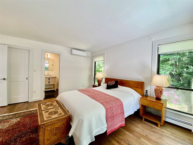 98 Hands Creek Road, East Hampton, NY 11937