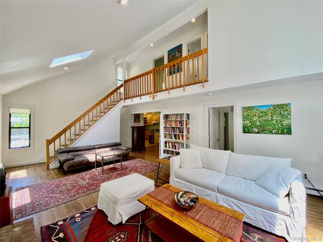 98 Hands Creek Road, East Hampton, NY 11937