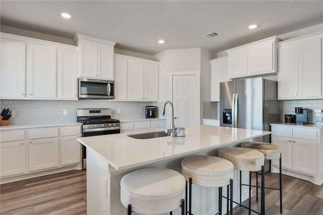 714 Granger Lane, College Station, TX 77845