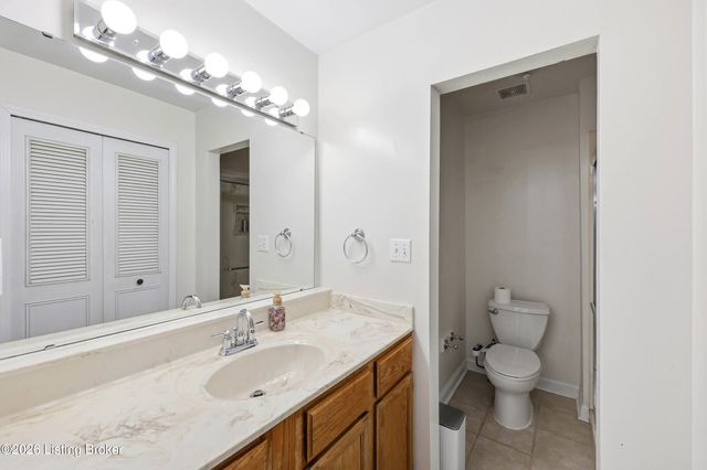 4702 Longborough Ct, Jeffersontown, KY 40299