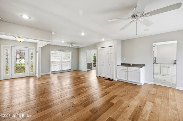 4702 Longborough Ct, Jeffersontown, KY 40299