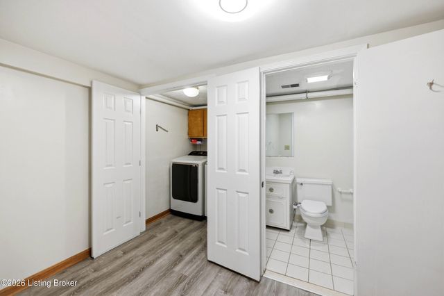 4702 Longborough Ct, Jeffersontown, KY 40299