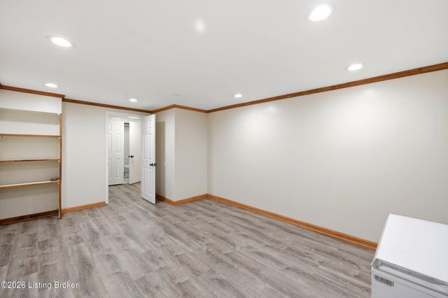 4702 Longborough Ct, Jeffersontown, KY 40299