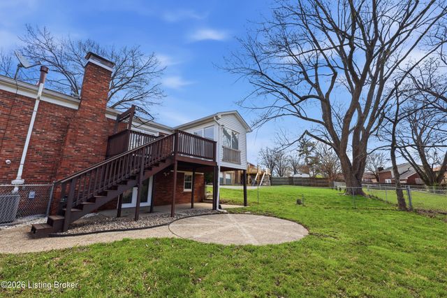 4702 Longborough Ct, Jeffersontown, KY 40299