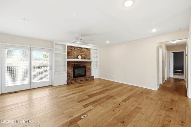 4702 Longborough Ct, Jeffersontown, KY 40299