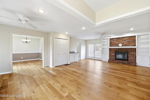 4702 Longborough Ct, Jeffersontown, KY 40299