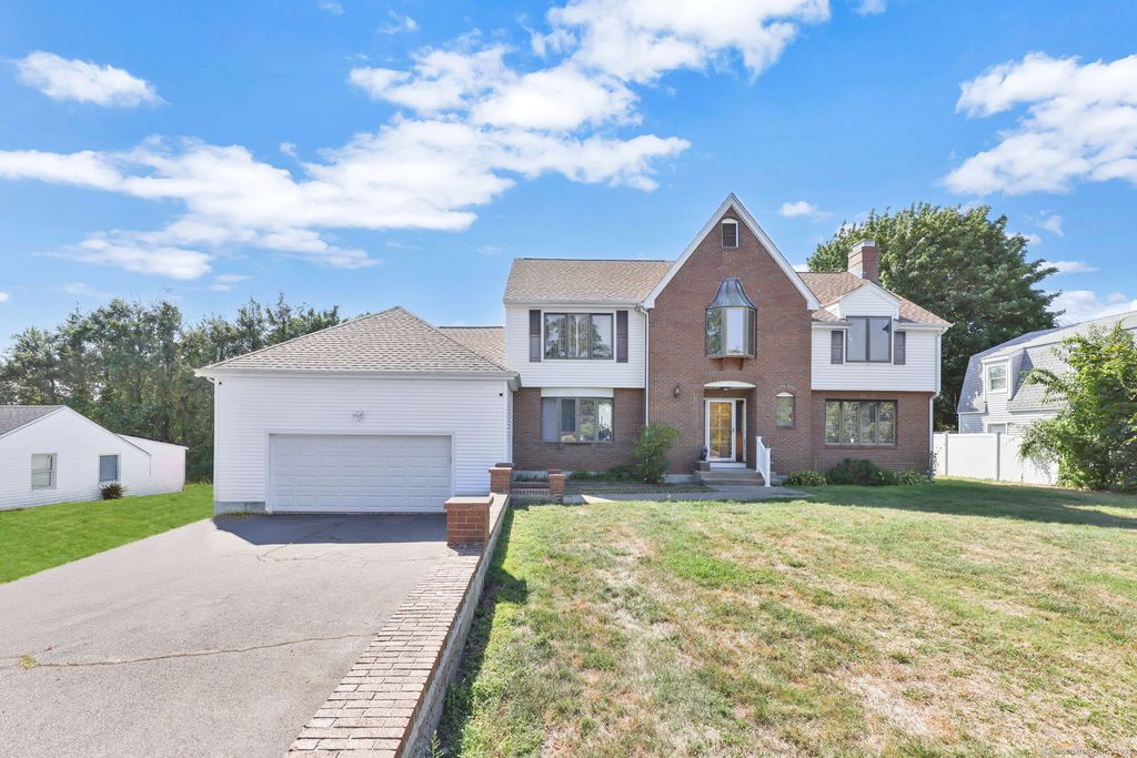 208 Highmeadow Lane, Middletown, CT 06457