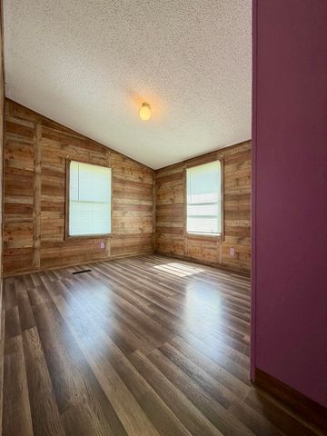 40 Poplar Grove Road, Flemingsburg, KY 41041